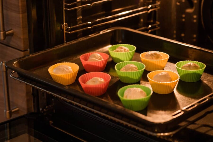 Can silicone safely go in the oven?