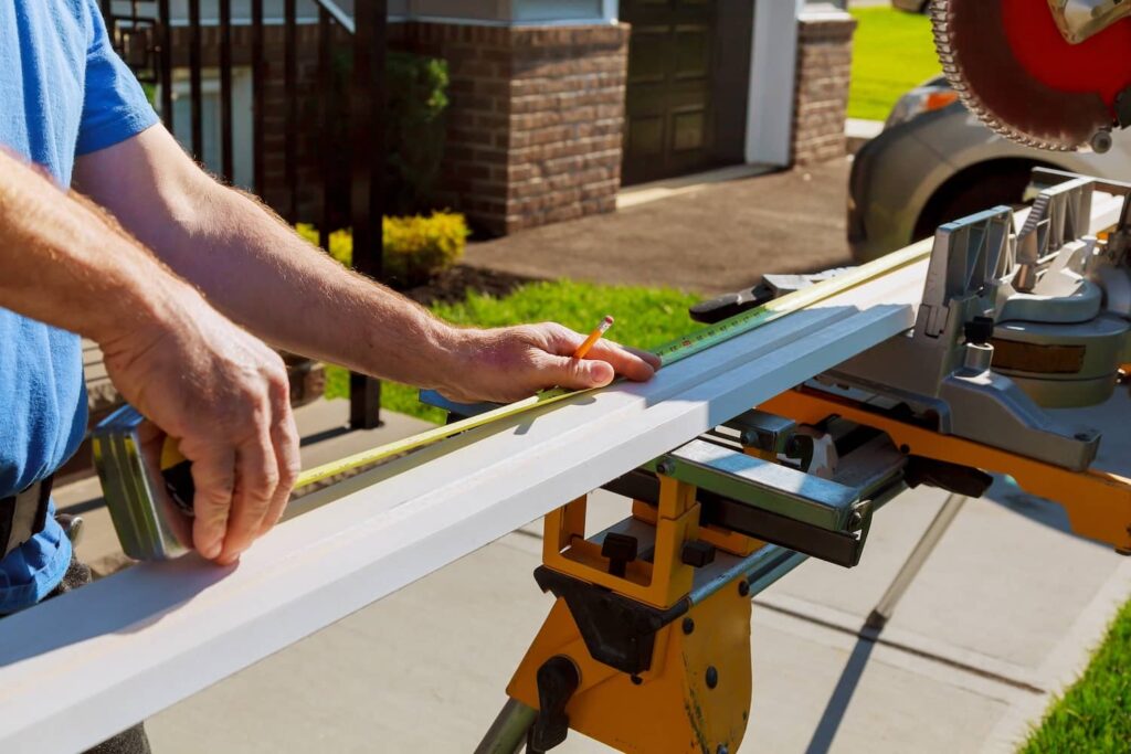 Tools needed to cut crown molding